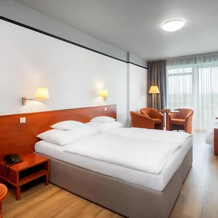 Hunguest - Ex Repce Es Repce Gold Hotel Bük