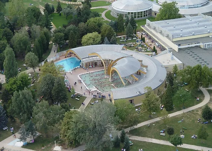 Hotel Hunguest - Ex Repce Es Repce Gold Bük